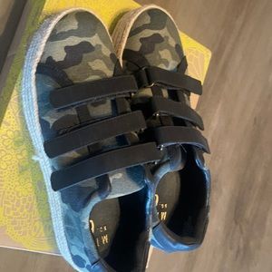Camo Printed Canvas